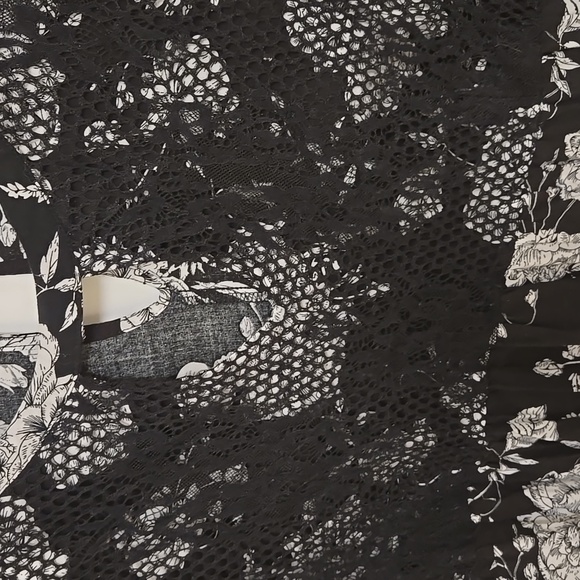 Suzanne Betro shirt - Picture 2 of 6